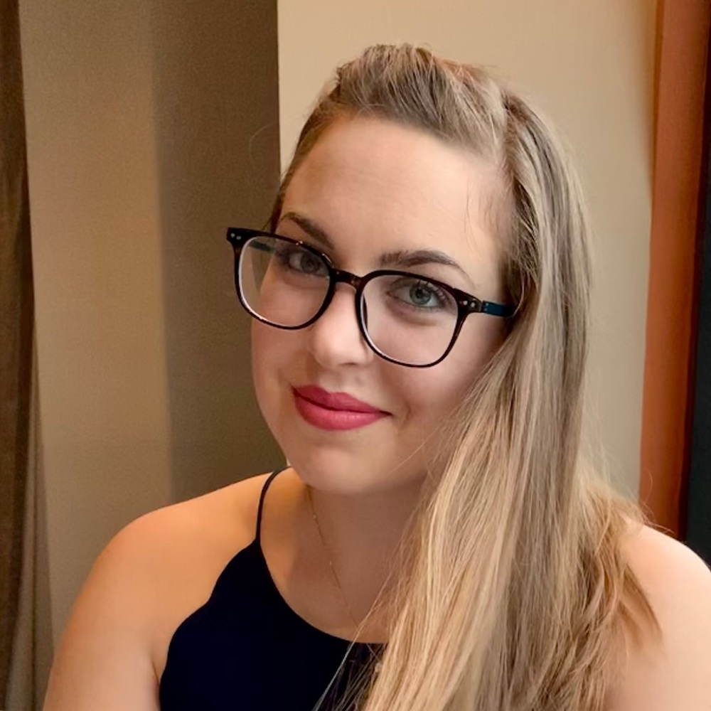 Meet your Posher, Amanda